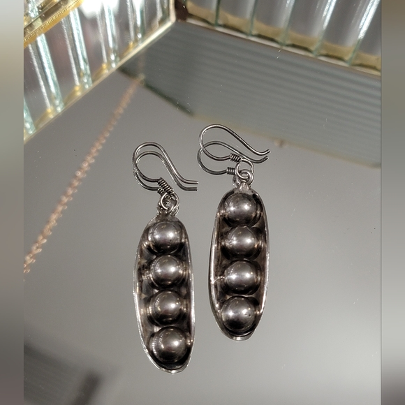 Taxco Jewelry - Vintage Taxco Mexico 925 Sterling Silver Peas in a Pod Dangle Earrings